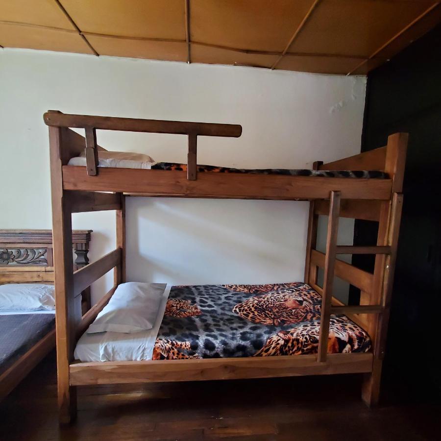 Hostal Cq Chapinero Богота Екстериор снимка