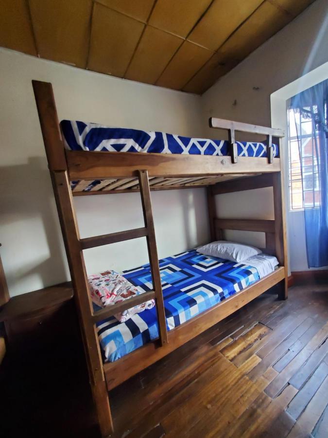 Hostal Cq Chapinero Богота Екстериор снимка