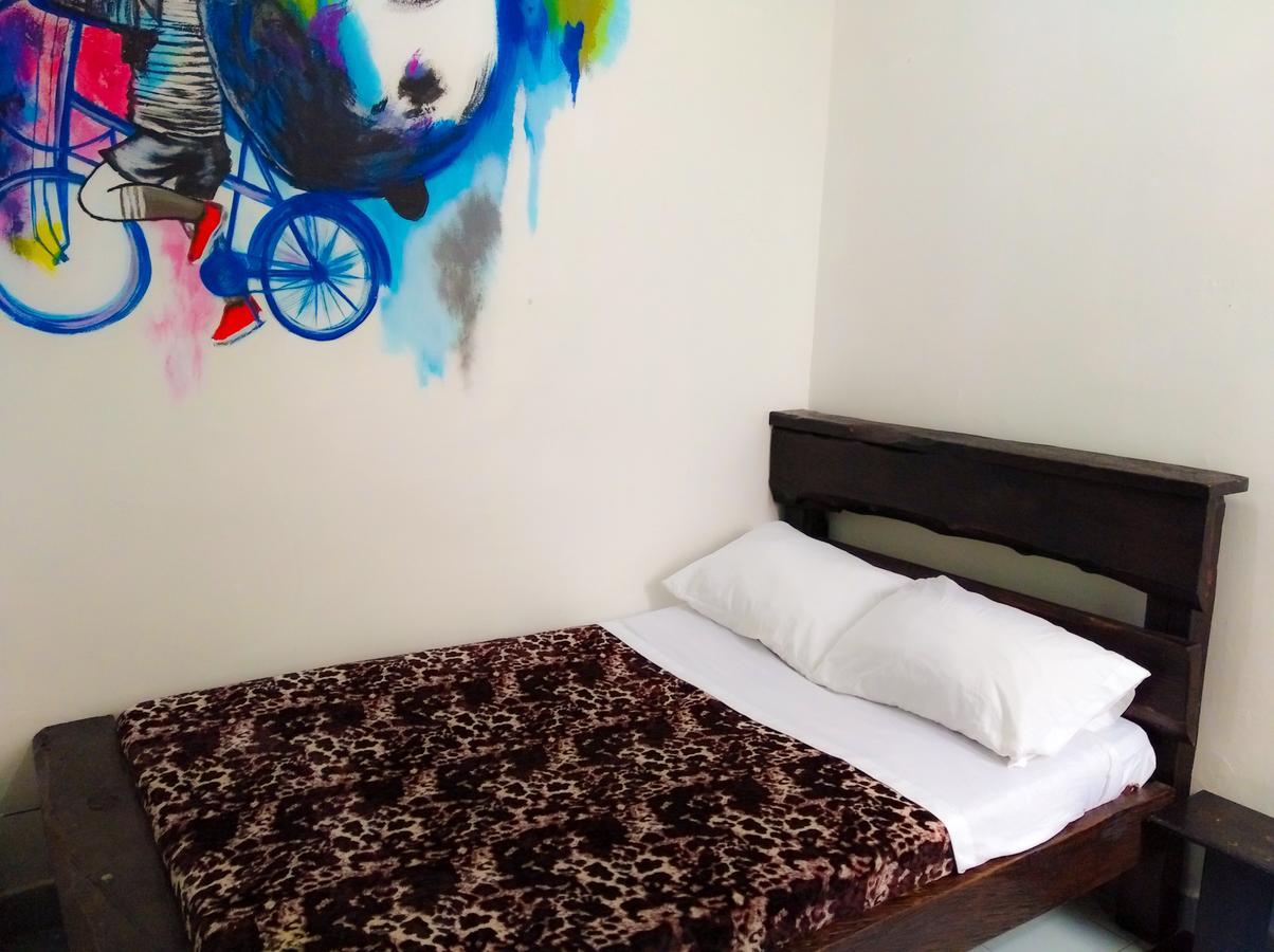 Hostal Cq Chapinero Богота Екстериор снимка