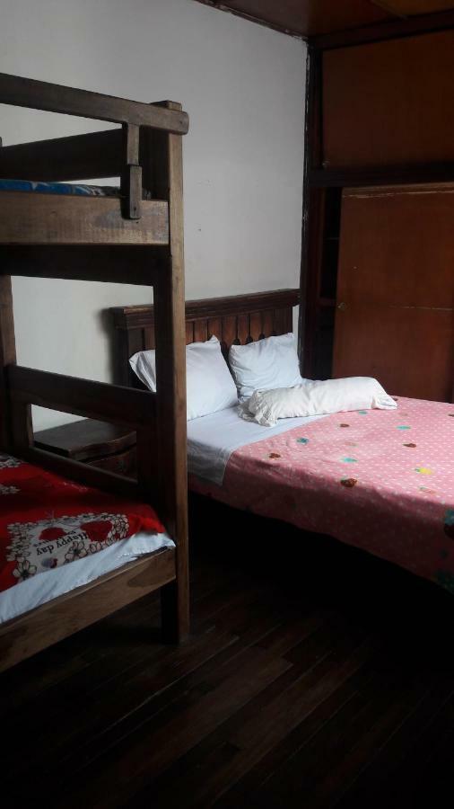 Hostal Cq Chapinero Богота Екстериор снимка